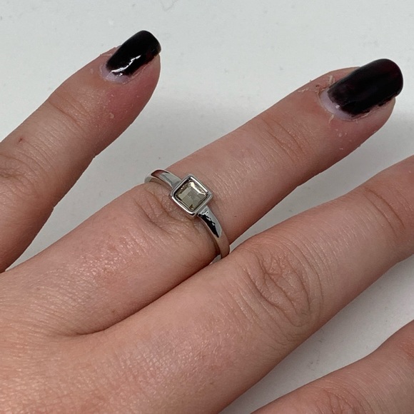 NWT • faux gemstone silver stack ring - Picture 3 of 3